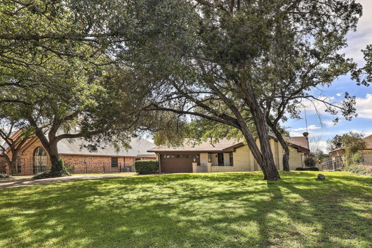 Granbury Getaway With Lake Views 2 Mi To Downtown! Екстер'єр фото